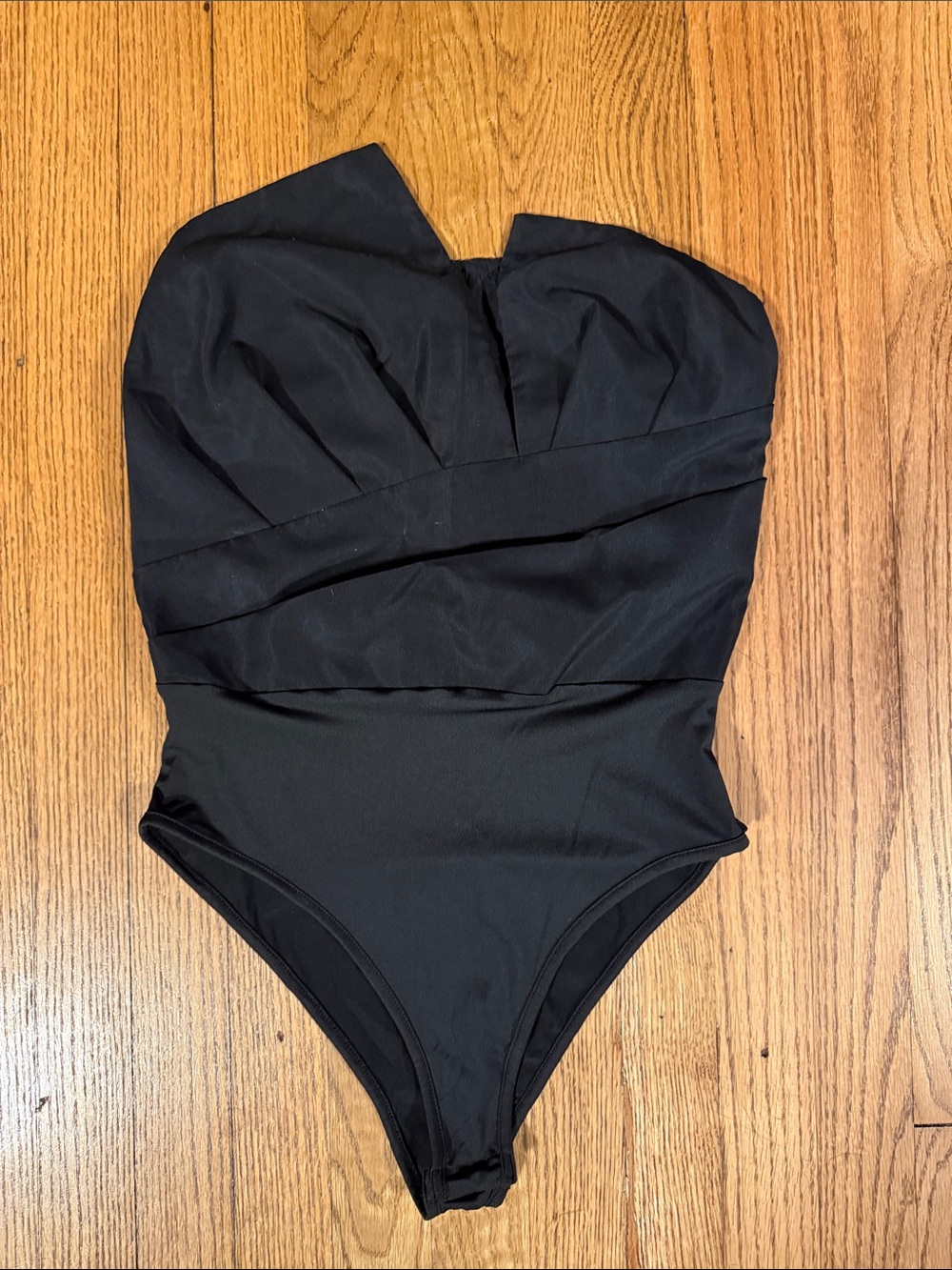SHEIN Black Strapless Bodysuit